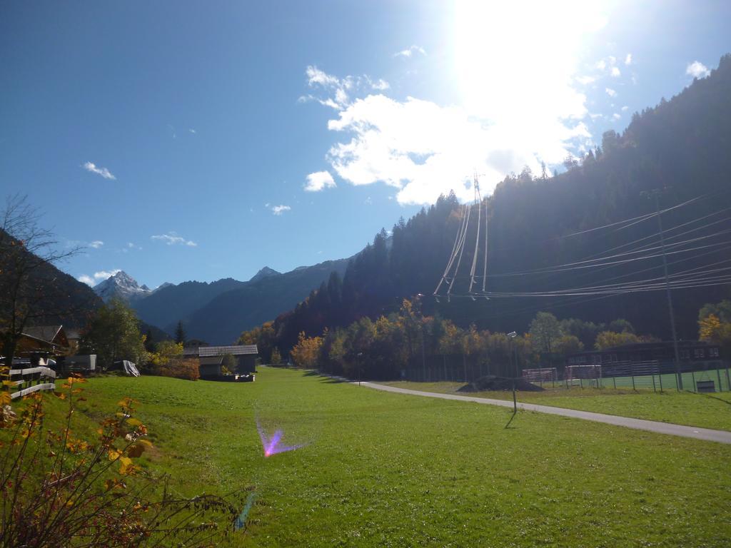 Haus Ausserbach Gaschurn Bagian luar foto