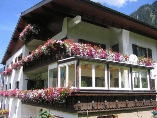 Haus Ausserbach Gaschurn Bagian luar foto